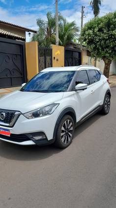 NISSAN KICKS 1.6 16V FLEXSTART SL 4P XTRONIC